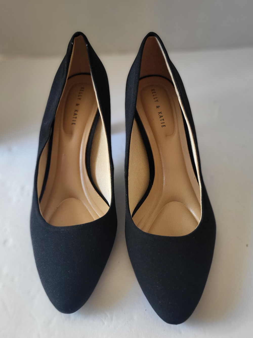 Kelly & Katie Black Pointed Toe Pumps